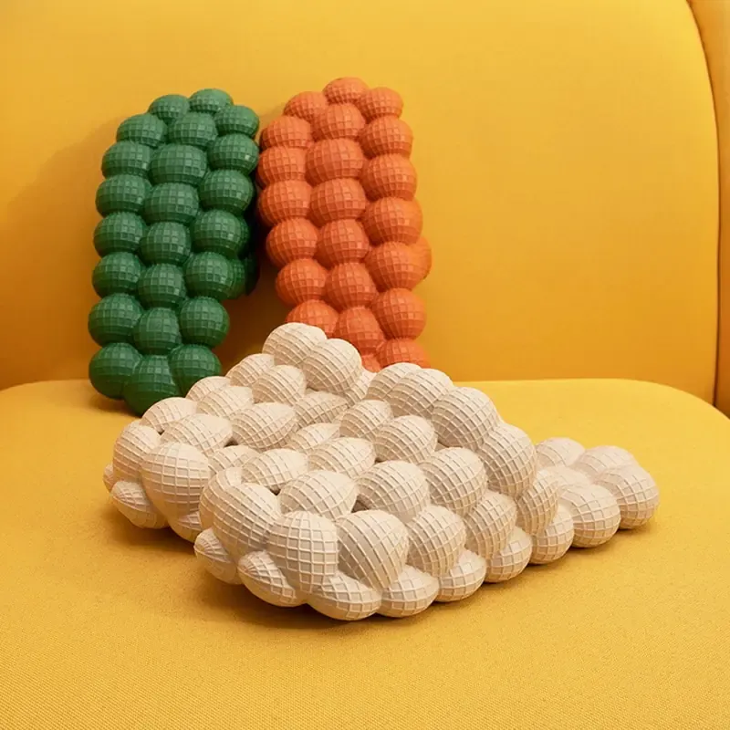 CloudWalk - Chaussons à bulles – Image 4