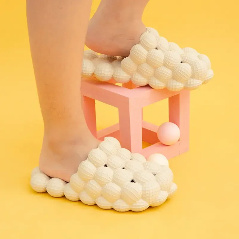 CloudWalk - Chaussons à bulles – Image 5